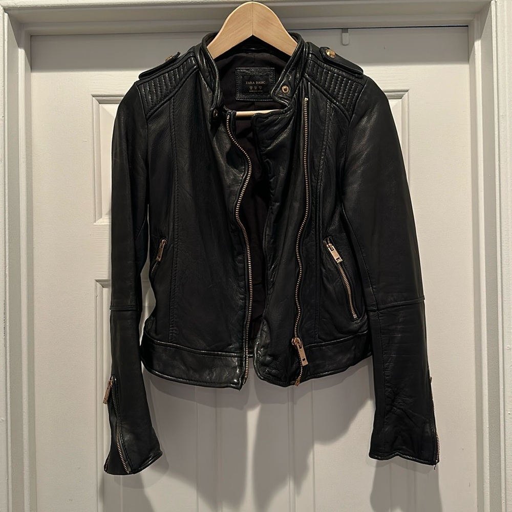 Zara Basic Leather Jacket. XS